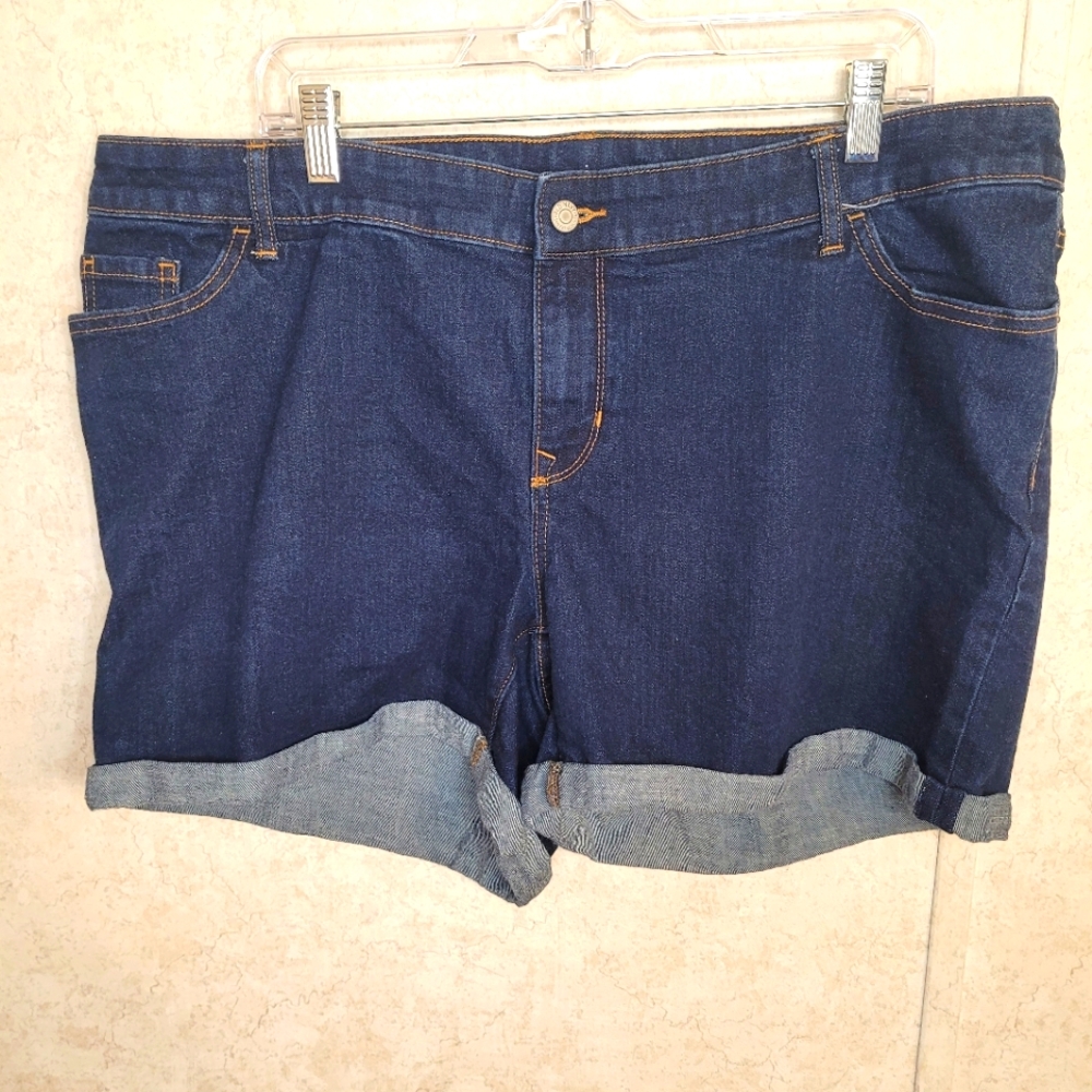 Final Price! Old Navy Dark Wash Jean Shorts Size 20